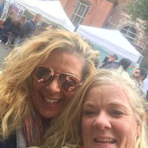 Meet your Posher, Pamela